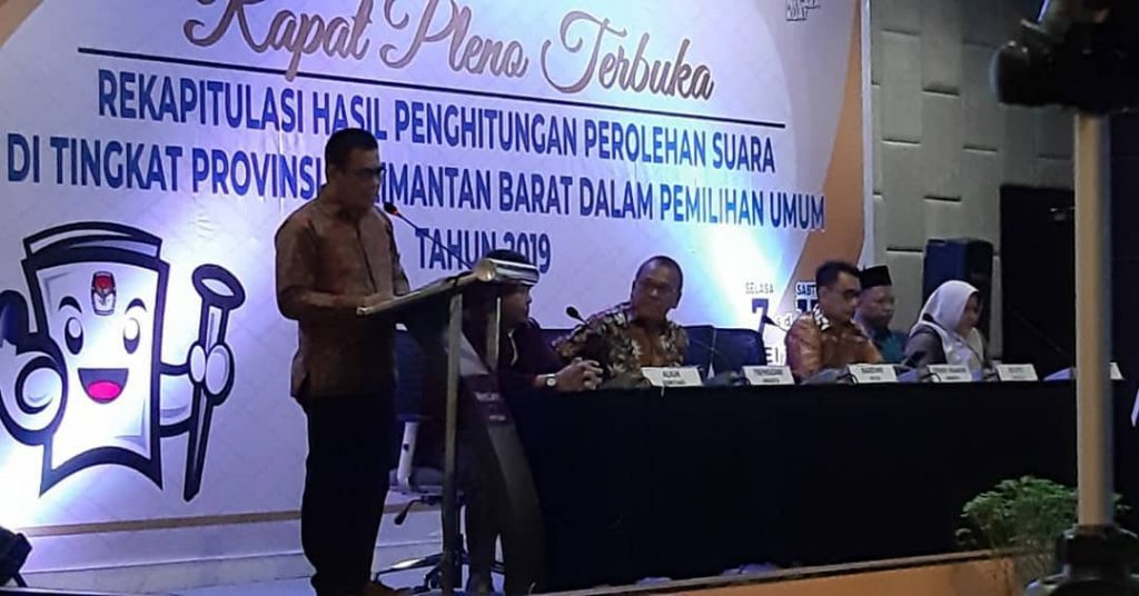 Bawaslu Kab.Sambas Ikut Hadir Di Rapat Pleno Terbuka Rekapitulasi Perhitungan Suara Di Tingkat Provinsi Kalimantan Barat dalam Pemilu 2019