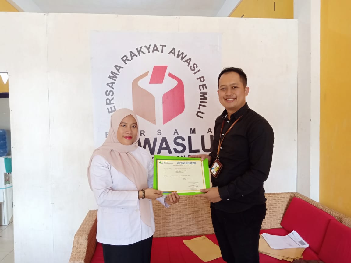 Bawaslu Sambas Daftarkan Jajaran Panwaslucam Ke BPJS Ketenagakerjaan