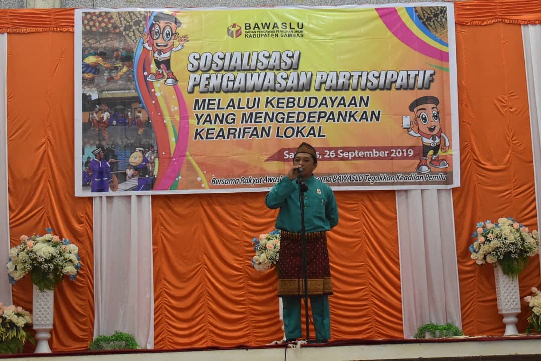 Bawaslu Sambas Melakukan Sosialisasi Pengawasan Partisipatif Melalui Kebudayaan Yang Mengedepankan Kearifan Lokal