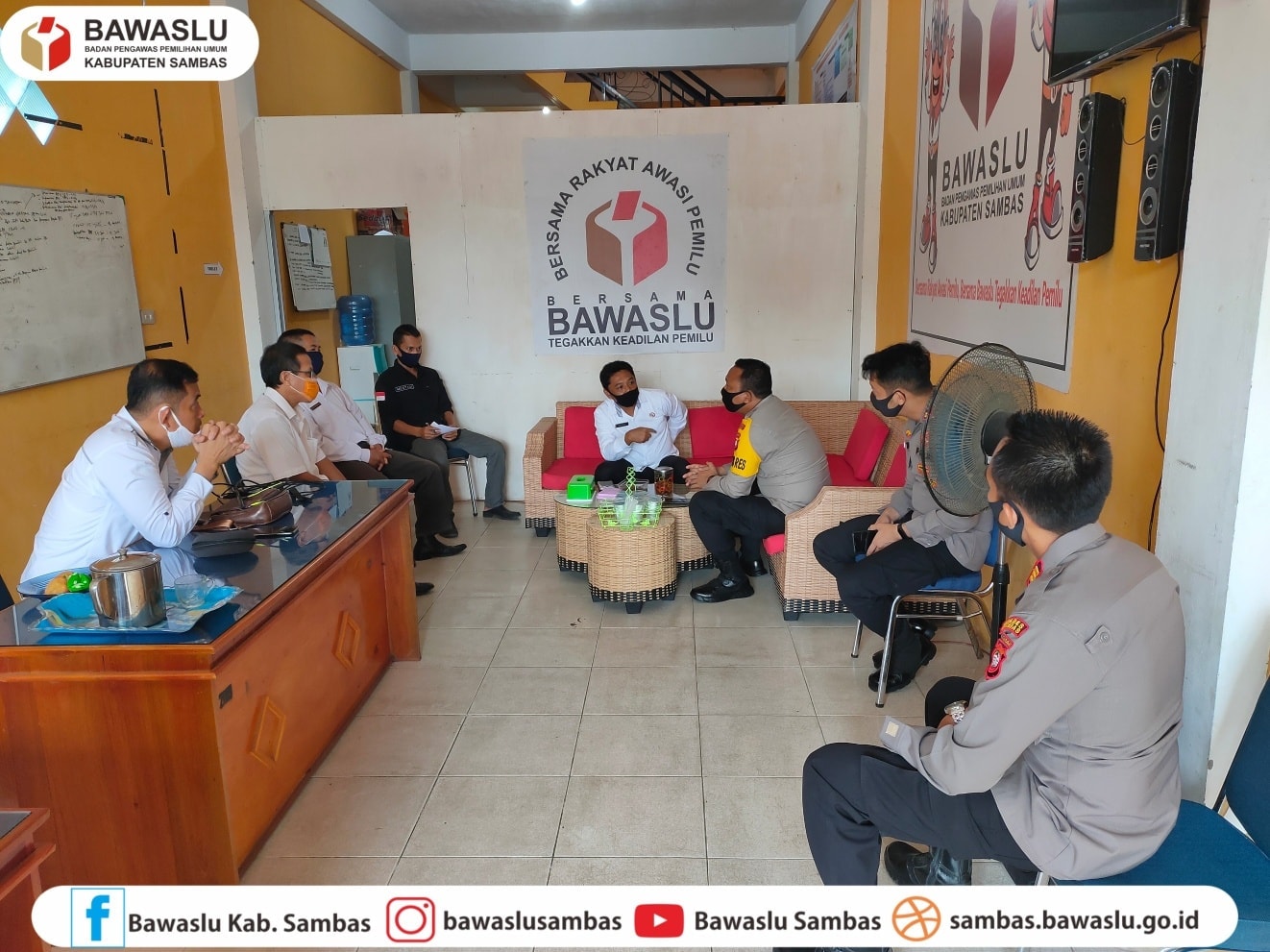 Kapolres Sambas Melakukan Kunjungan di Sekretariat Bawaslu Sambas