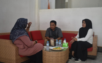 Aryana Kaswamayana Serahkan Akun Sipol Ke Bawaslu Kab. Sambas