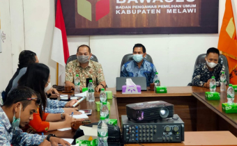 KORDIV Penyelesaian Sengketa Bawaslu SE-Kalimantan Barat Melaksanakan Evaluasi dan Rapat Kerja Penyusunan Program Kerja Divisi Penyelesaian Sengketa Di Nanga Pinoh