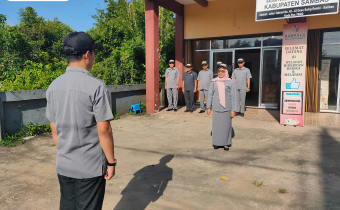 Yesi Tegaskan Seluruh Staf agar Profesional, Berintegritas dan Kompak